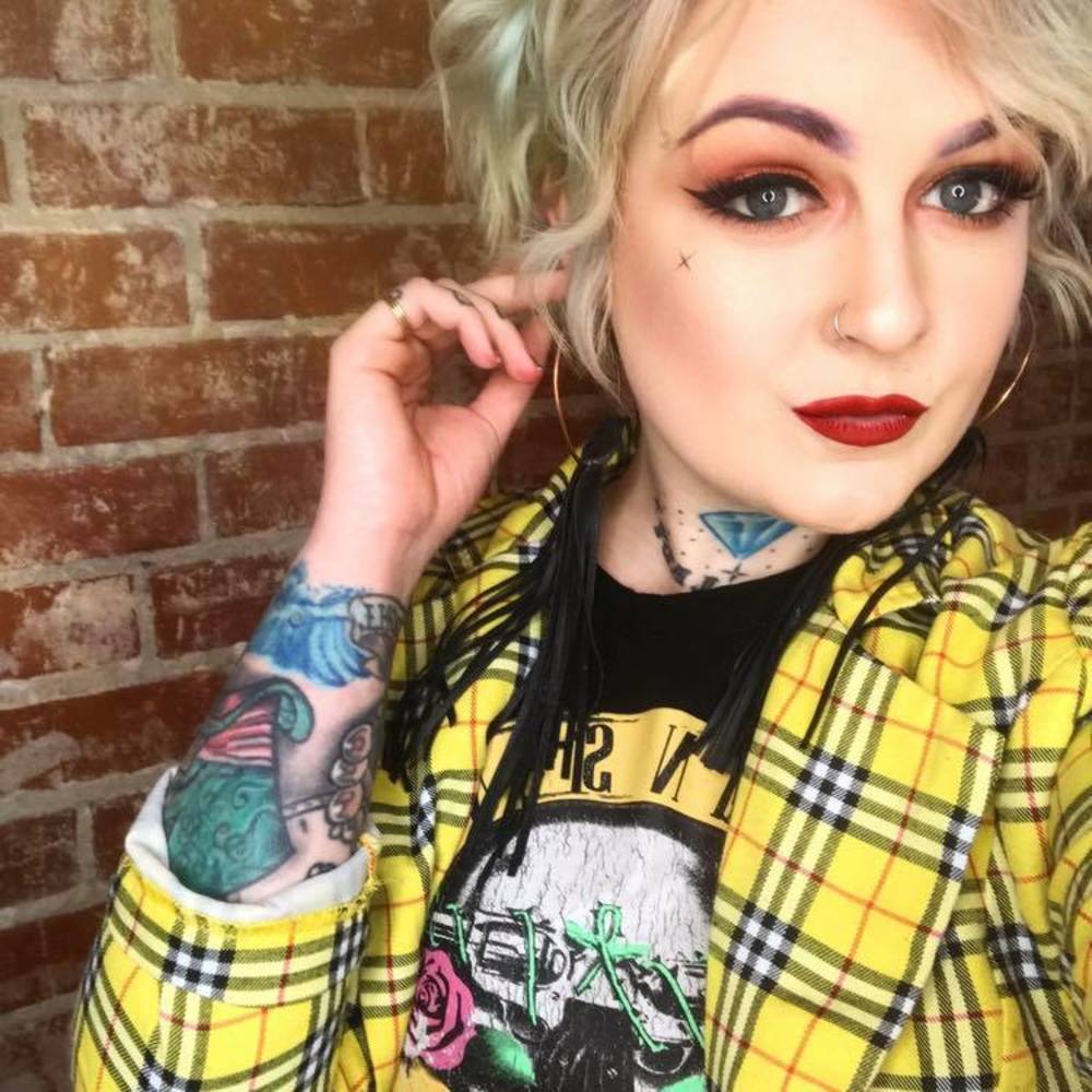 Meet your Posher, Rebekah